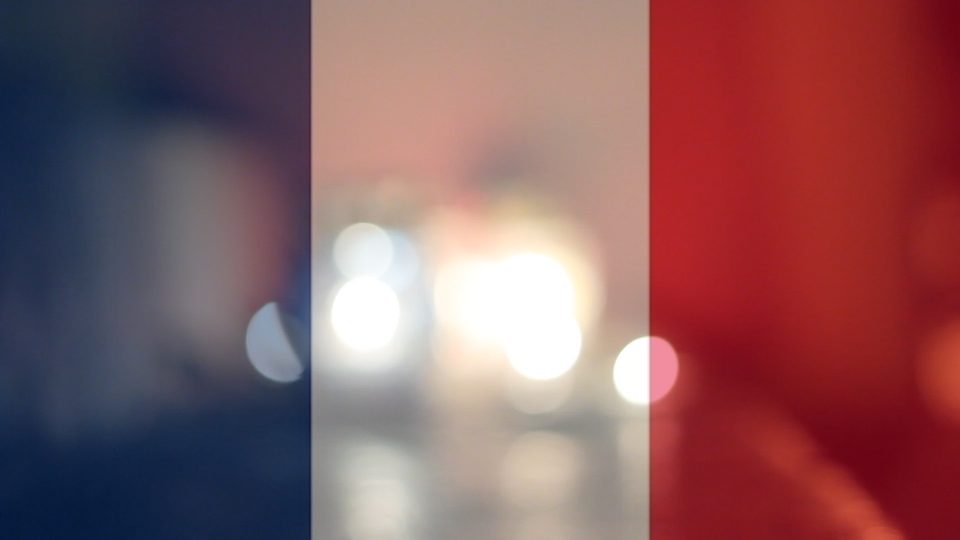 Szavak nélkül: A párizsi terrortámadások áldozatainak emlékére Törökszentmiklóson 2015.11.15.