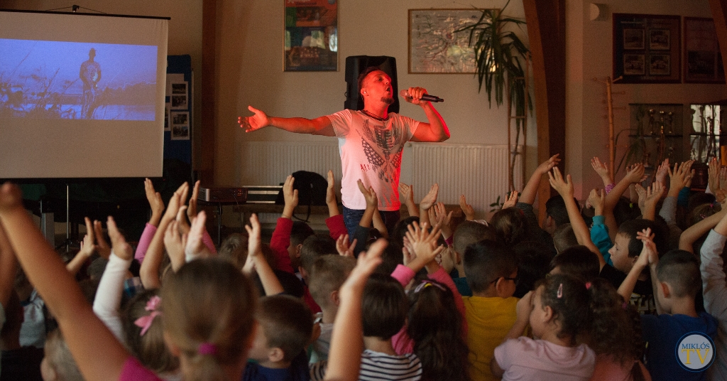 SZABÓ BALÁZS KONCERT A KÖLCSEYBEN