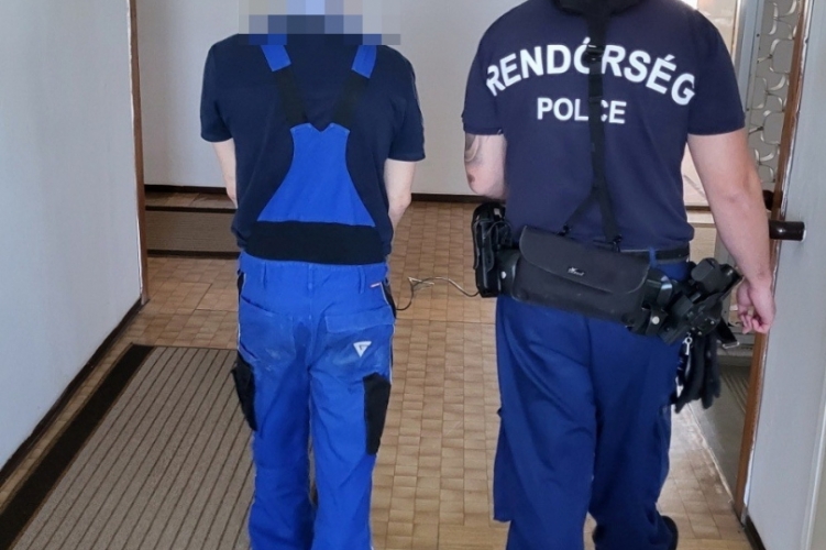 Elfogták a sírrongálót